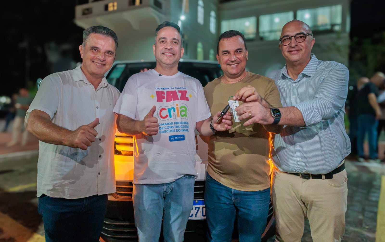 Porto de Pedra recebe furgão para fortalecer a agricultura familiar e ações sociais