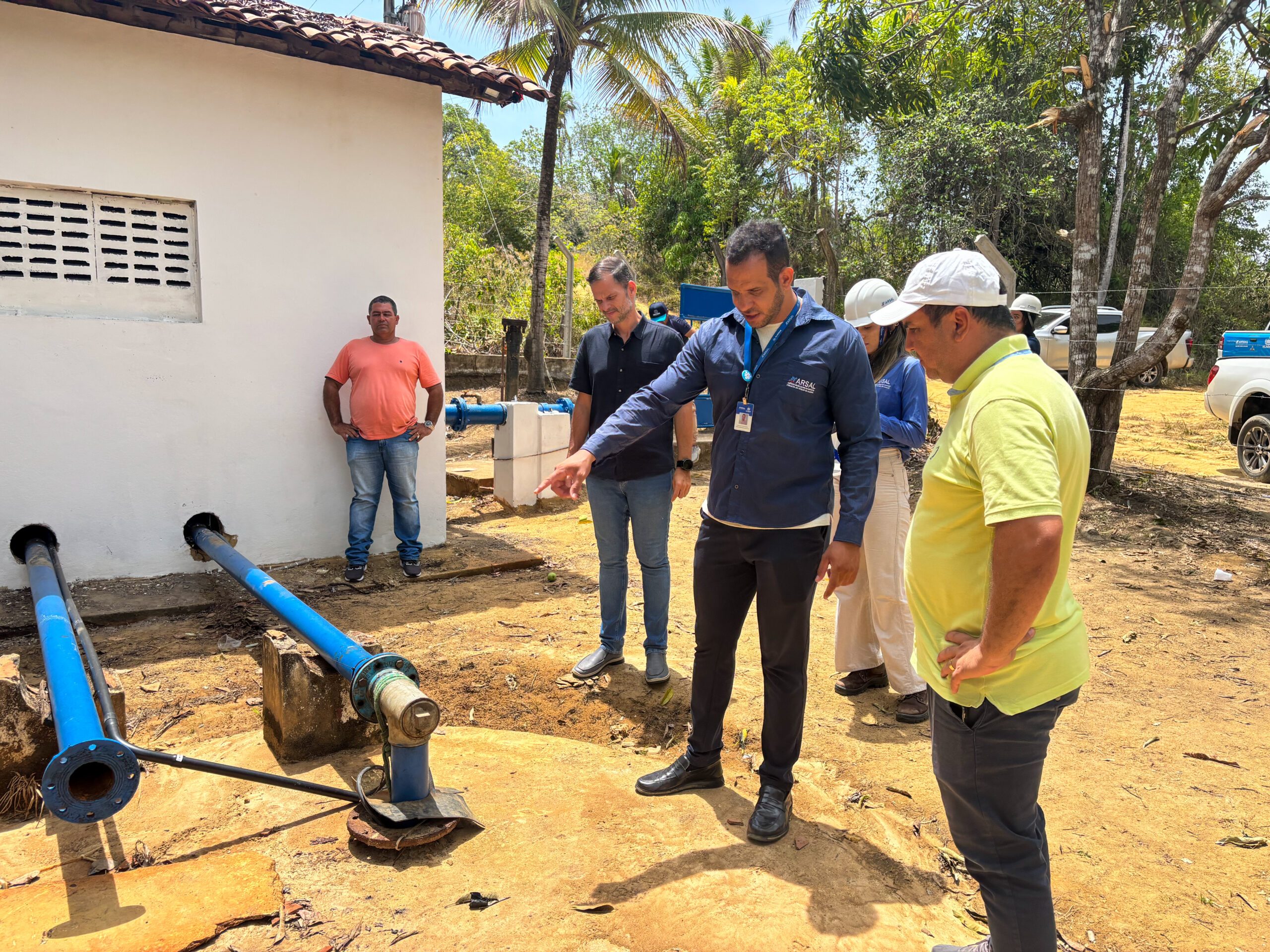Prefeito Allan de Jesus vistoria pontos de abastecimento e cobra soluções para falta d’água em Porto de Pedras