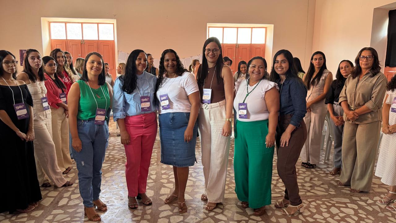 Profissionais de Porto de Pedras participam de capacitação da Política Alagoas Lilás